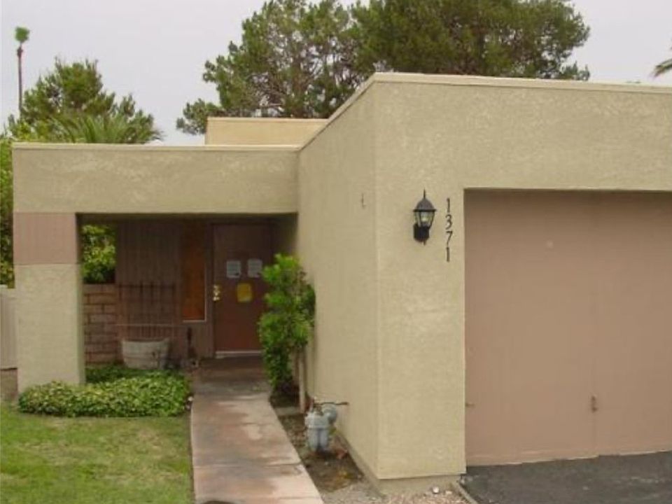 1st image of 1371 S Sunflower Cir