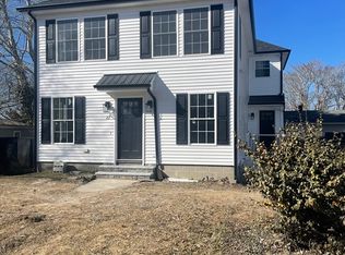 22 Ocean Ave, Fairhaven, MA 02719