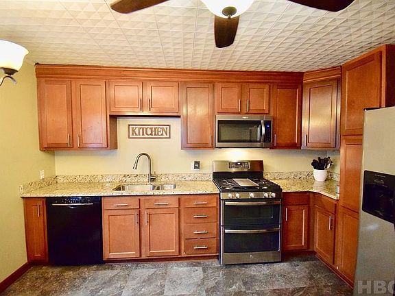 2nd image of 637 Westhaven Dr