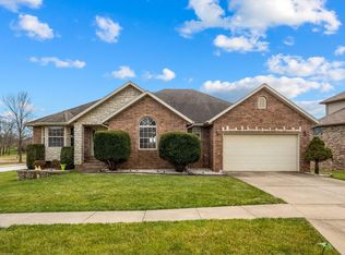 2410 W Saratoga, Ozark, MO 65721