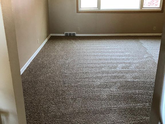 5th image of 3512 S 82nd St APT 6