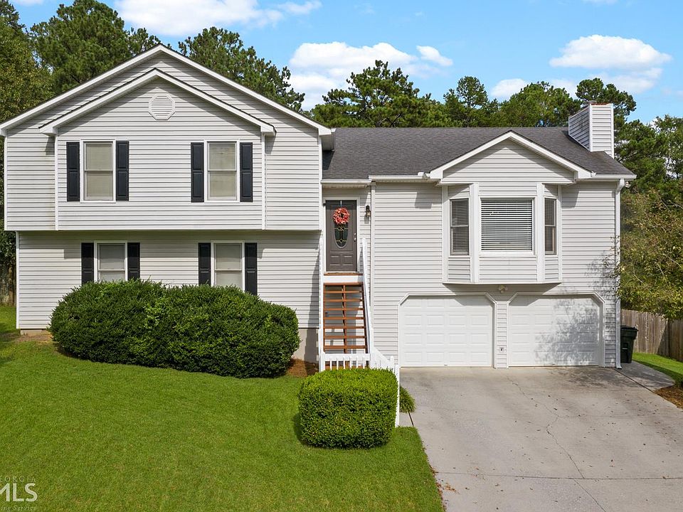 1st image of 32 Bramblewood Trl