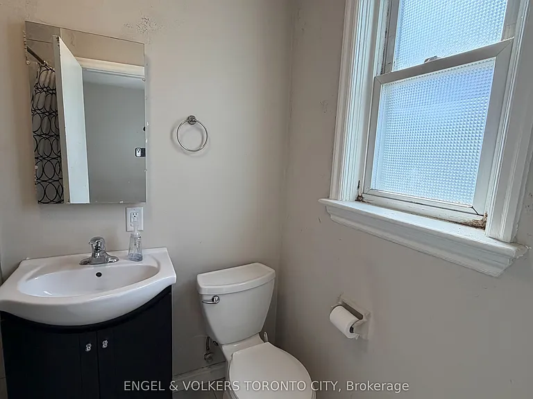 15191 Yonge St #2 — Photo 14
