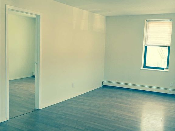 5th image of 1219 2nd Ave APT 204