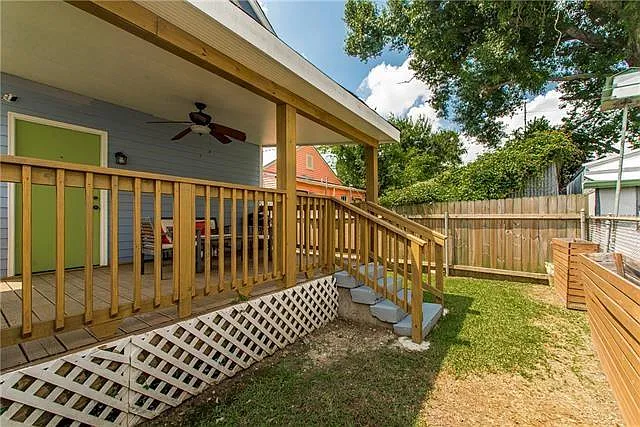 1526 Dante St — Photo 32