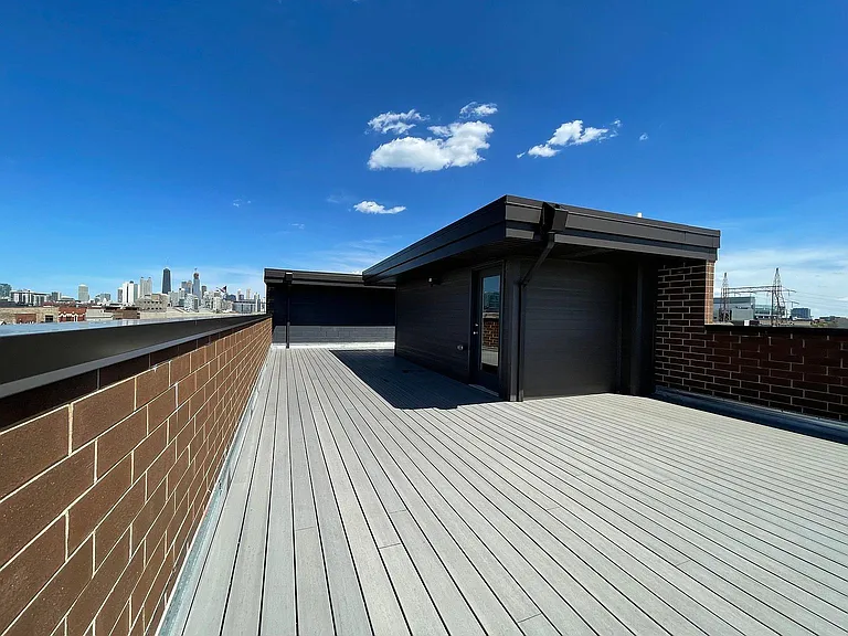 458 N Noble St #3W — Photo 4