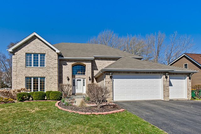 1st image of 881 Fieldale Ln