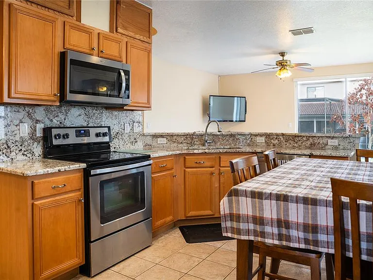 2955 Marbella Dr — Photo 13