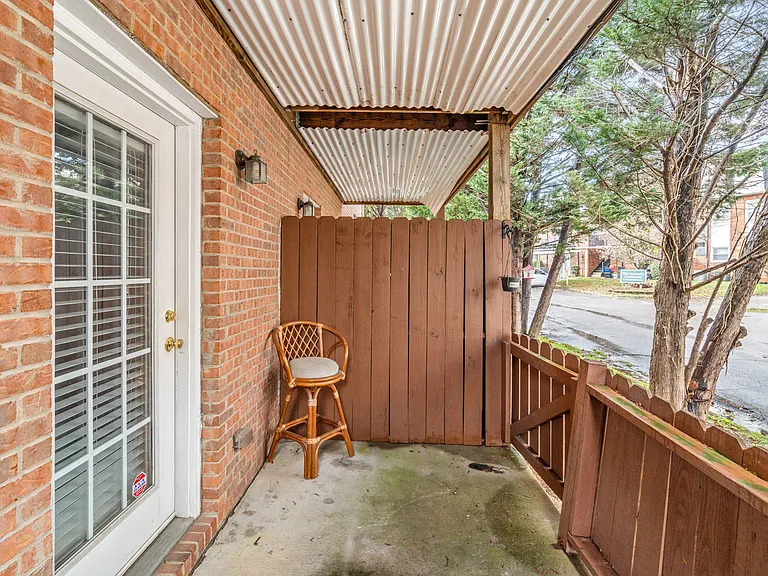 1707 Maple View Way — Photo 20