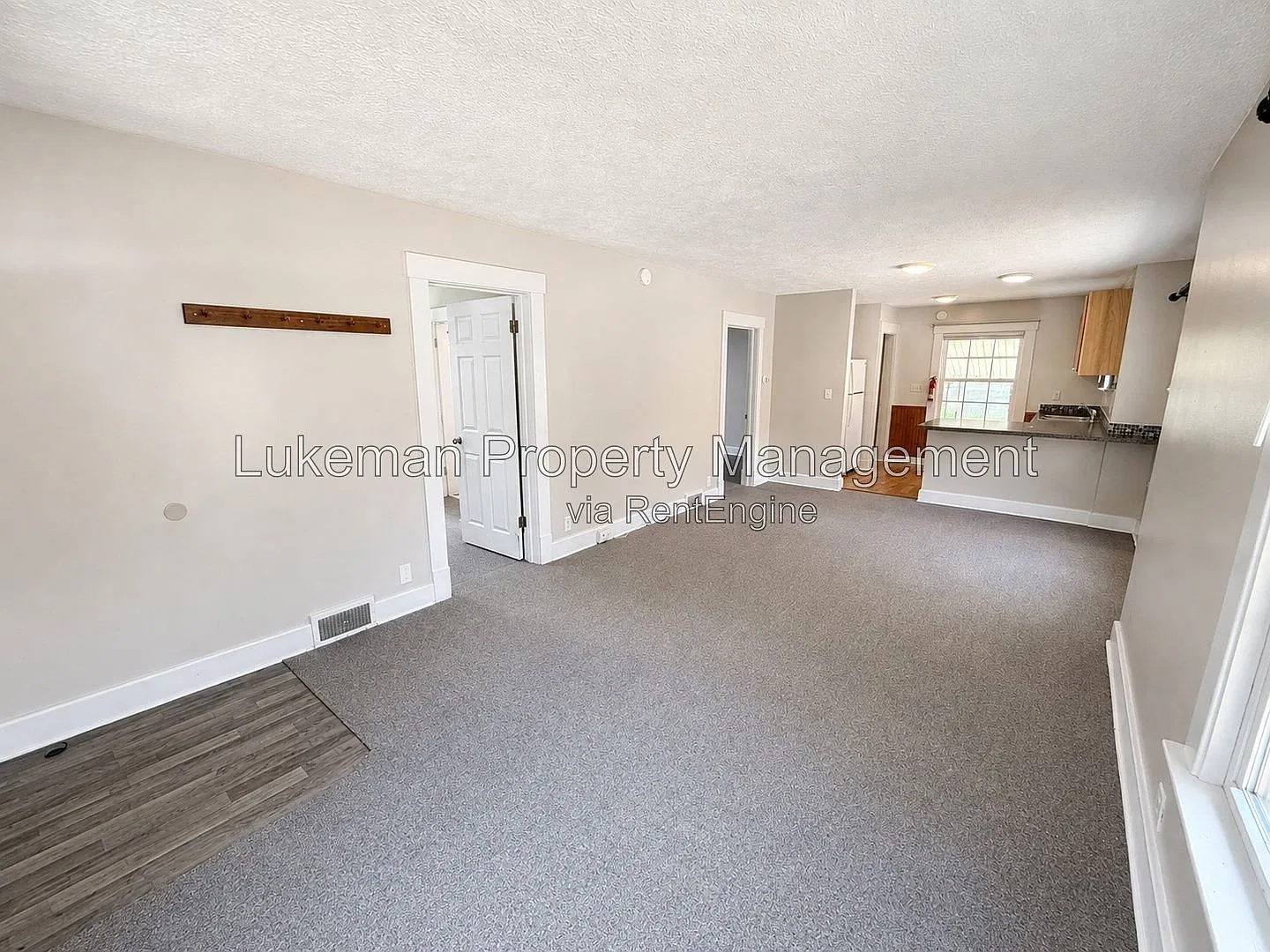 2 bed, 2.0 bath, 720 sqft, $1,350 — Photo 3
