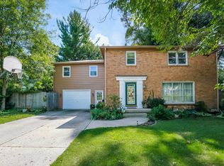 2446 Elmwood Dr SE, East Grand Rapids, MI