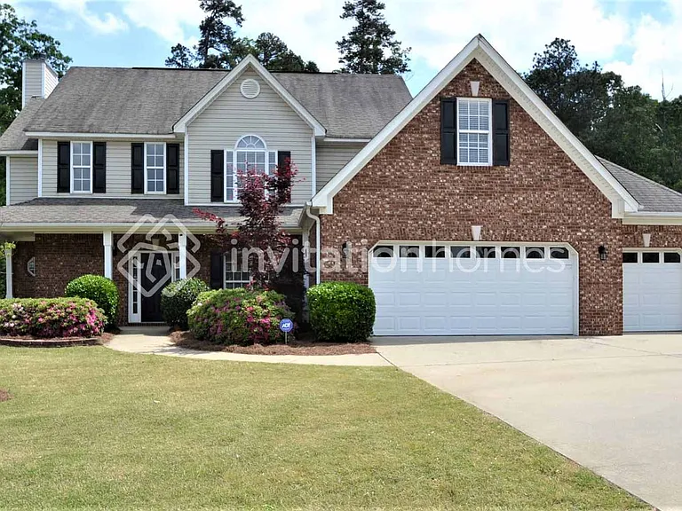 1038 Fountain Lakes Ct — Photo 1