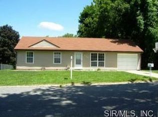 421 Reid Ave, Troy, IL