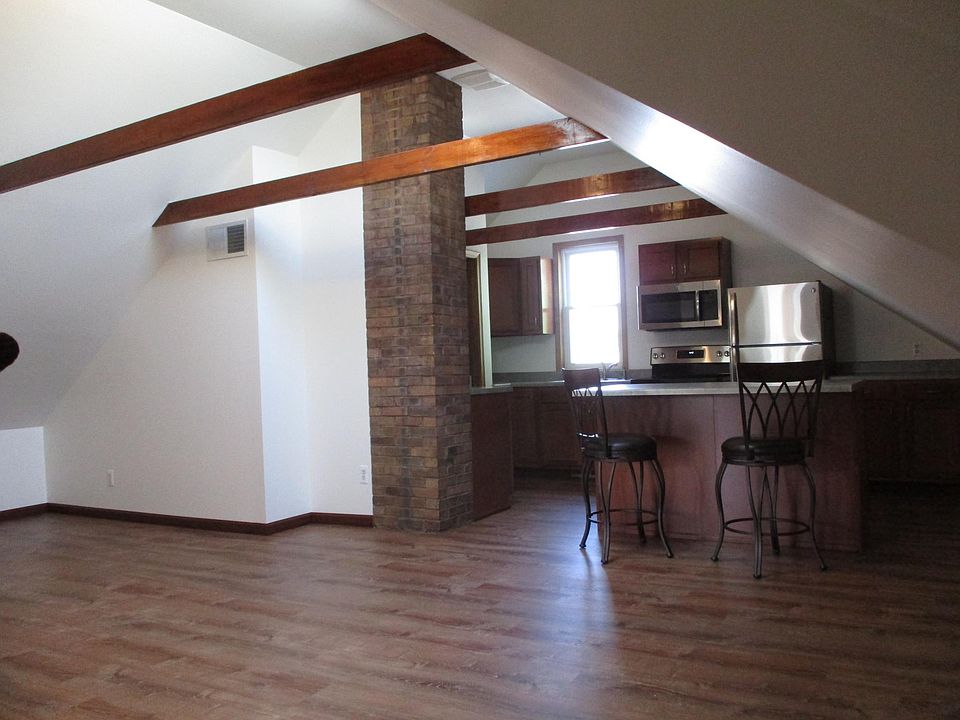 1st image of 12044 Moran Ave
