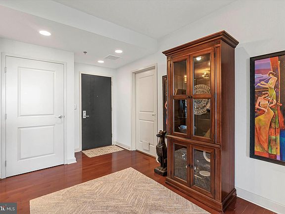 5th image of 105 Christina Landing Dr APT 608