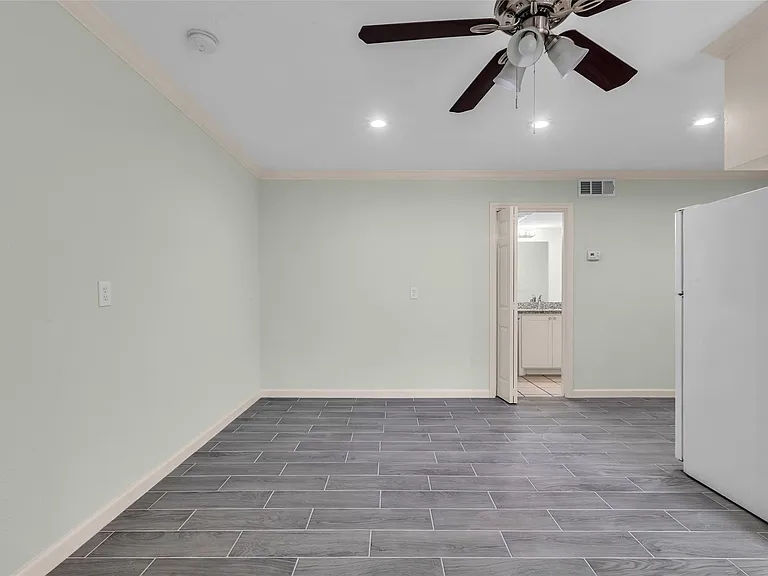 1311 Antoine Dr #128 — Photo 10