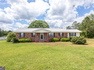 251 Mesquite Rd, Alma, GA 31510
