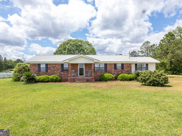 251 Mesquite Rd, Alma, GA 31510