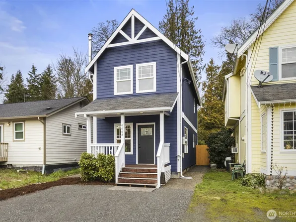 6668 NE Fern Street, Suquamish, WA 98392