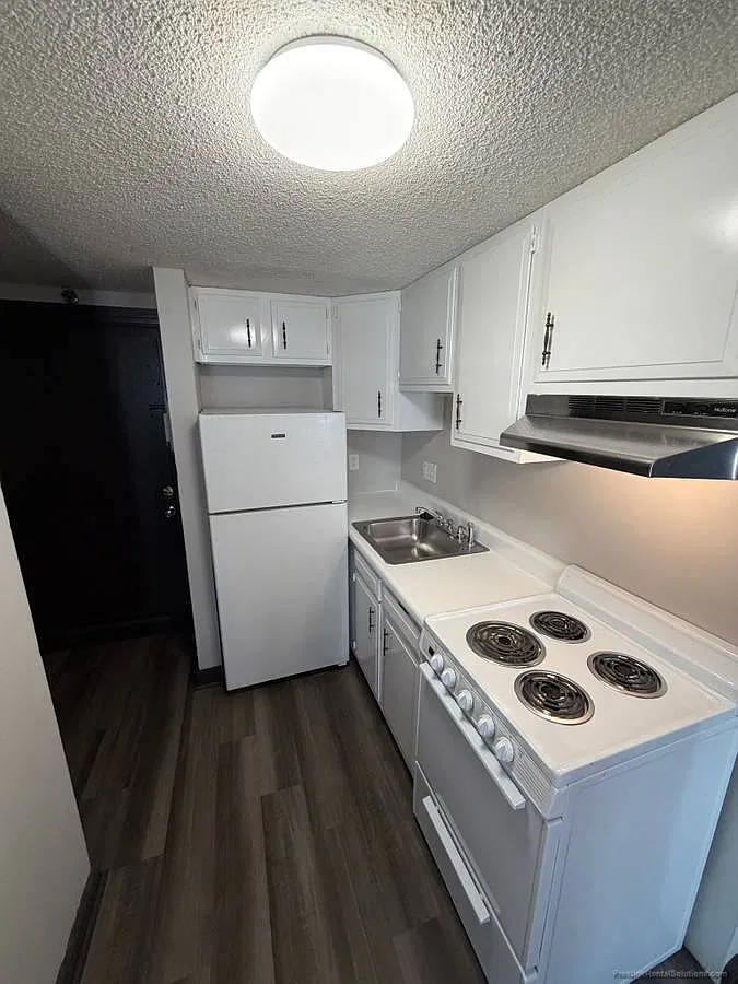 153 Main St in Marlborough, MA 01752 — Photo 4