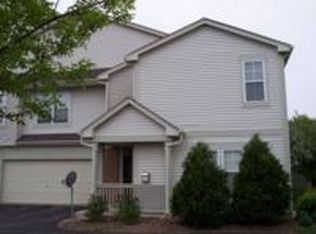 2123 Vanderbilt Dr, Geneva, IL 60134