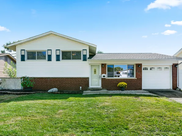 121 E Altgeld Ave, Glendale Heights, IL 60139