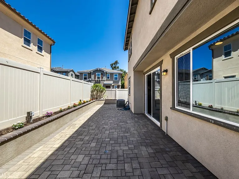 5041 Menton Ln — Photo 48