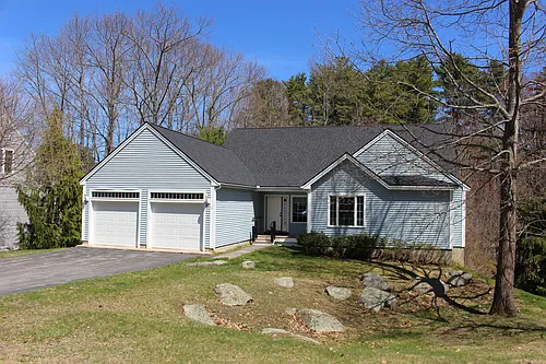 19 Debra Ln Photo 1