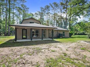 7945 Washington Ln, Greenwell Springs, LA 70739