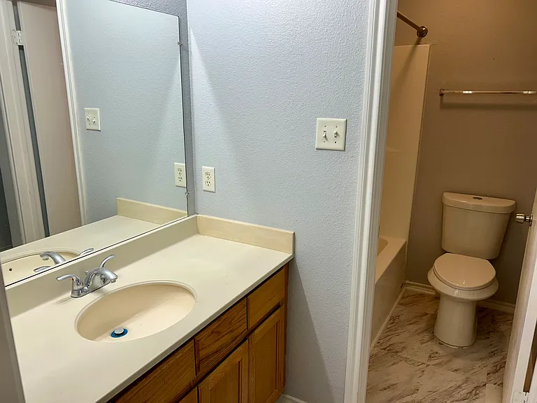 12212 Maverick Bluff St — Photo 18