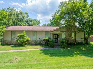 665 Rebel Rd, Old Hickory, TN 37138