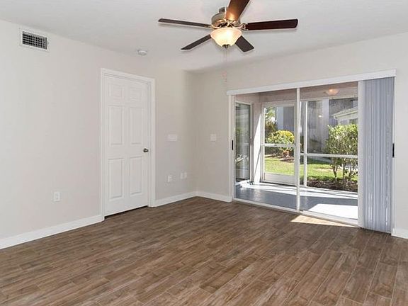 4th image of 5693 Sheffield Greene Cir #49-13