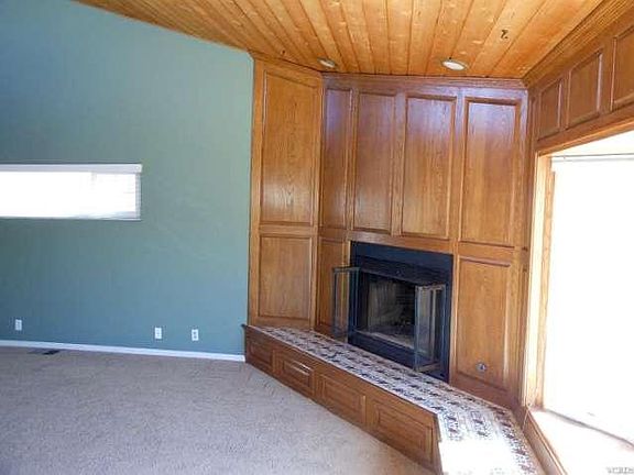 3rd image of 293 Cahuenga Dr