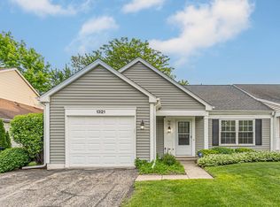 1321 Spalding Dr, Mundelein, IL 60060