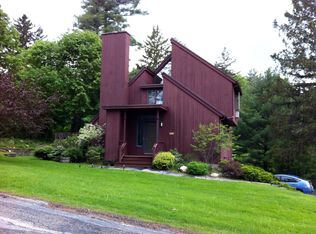171 Knolls Rd, Williamstown, MA 01267