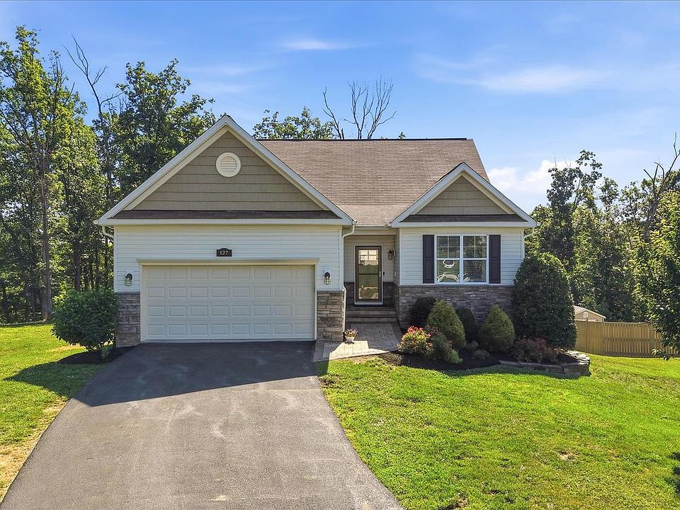 1st image of 127 Auburn Hill Ct