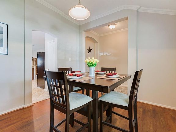 5th image of 16122 Horseshoe Hill Ct