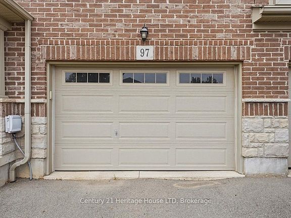 3rd image of 97 Abbott Pl