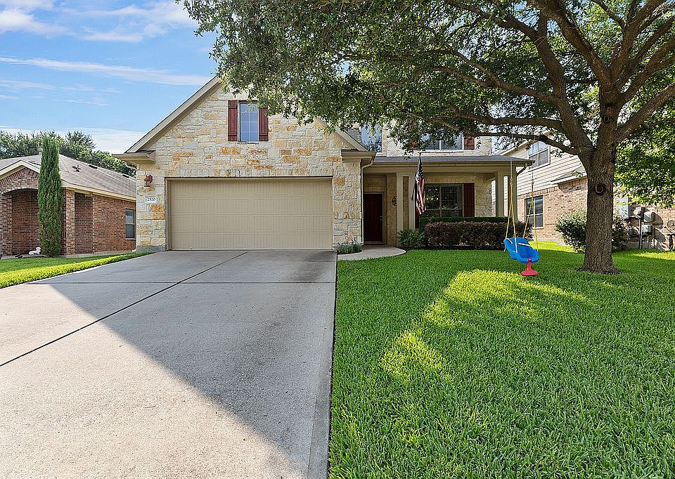 1st image of 2520 Saint James Pl