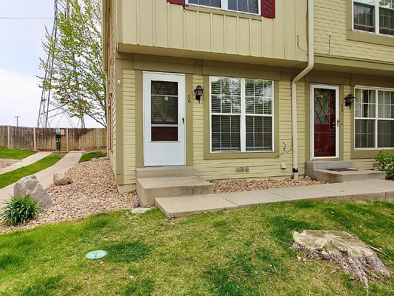 1811 S Quebec Way #36 — Photo 2