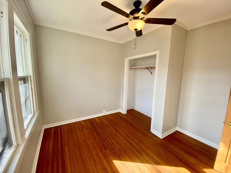 40 Larchmont Rd — Photo 34