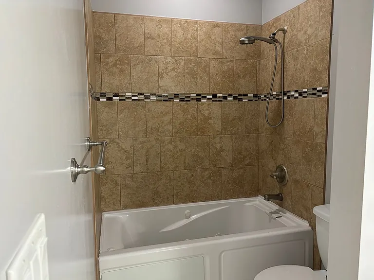 2730 N Ellen St — Photo 8