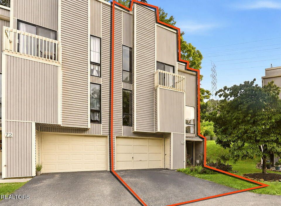 1st image of 70 Valley Forge Dr