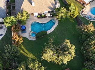 16 Adams Ct, Mansfield, TX 76063