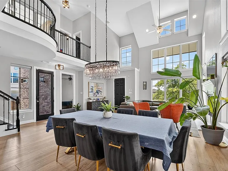 8700 Fairway Ln — Photo 10