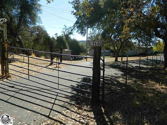 2nd image of 19640 Hacienda Hts