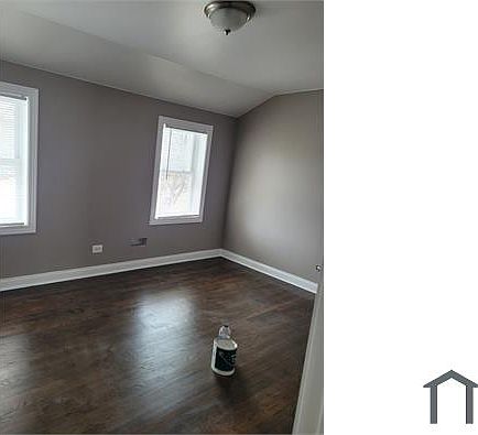 3rd image of 2535 E 97th Pl #1