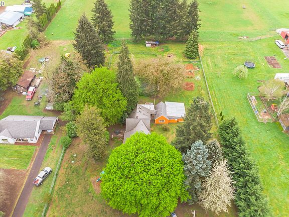 2nd image of 7605 NE 139th St