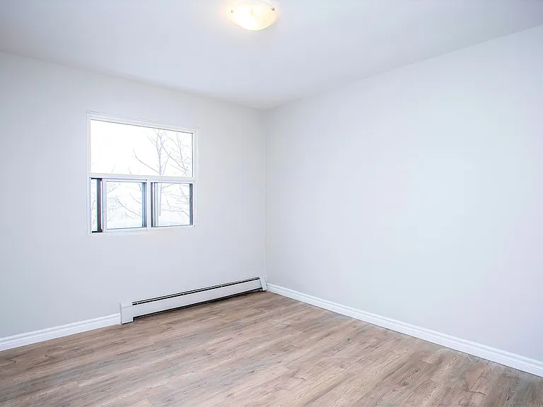 185 Berkshire Dr — Photo 10