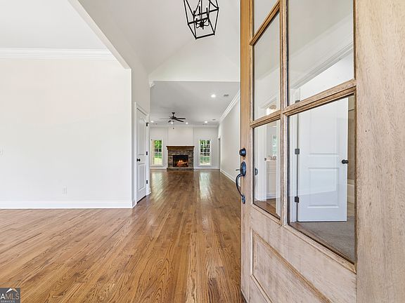 5th image of 241 Eagles Way NE
